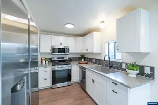 560 Hansen Ave S, Salem, OR 97302 - Photo 13