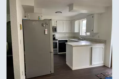 1398 Poplar St, Sweet Home, OR 97386 - Photo 11