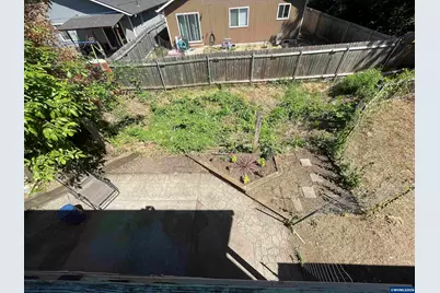 1398 Poplar St, Sweet Home, OR 97386 - Photo 33