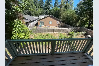 1398 Poplar St, Sweet Home, OR 97386 - Photo 29