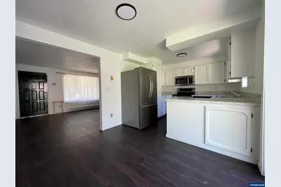 1398 Poplar St, Sweet Home, OR 97386 - Photo 15