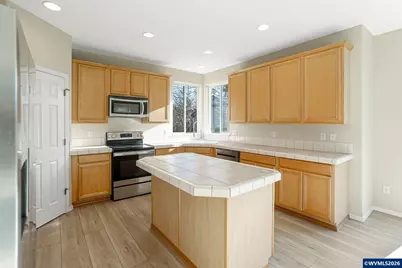 1676 Marten Av SW, Albany, OR 97321 - Photo 15