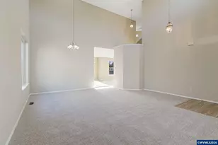 1676 Marten Ave SW, Albany, OR 97321 - Photo 9