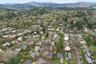 815 NW Merrie Dr, Corvallis, OR 97330 - Photo 3