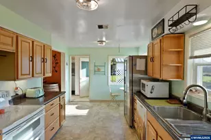 9313 Golf Club Rd, Aumsville, OR 97325 - Photo 15