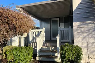 1055 Lockhaven Dr N, Keizer, OR 97303 - Photo 3