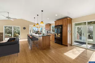 30303 Bellfountain Rd, Corvallis, OR 97333 - Photo 9