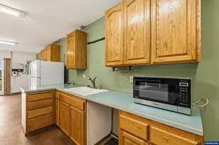 30303 Bellfountain Rd, Corvallis, OR 97333 - Photo 41