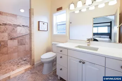 38 Denmark Lp, Silverton, OR 97381 - Photo 31