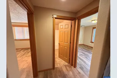 210 S 2nd St, Carlton, OR 97111 - Photo 25