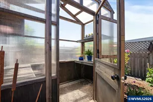 210 S 2nd St, Carlton, OR 97111 - Photo 39