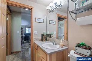 210 S 2nd St, Carlton, OR 97111 - Photo 27