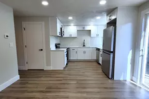 1050 Cardinal St NW, Salem, OR 97304 - Photo 13