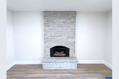 1050 Cardinal St NW, Salem, OR 97304 - Photo 5