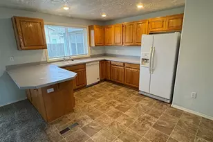 1041 Barnes Av, Salem, OR 97306 - Photo 21