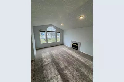 1041 Barnes Av, Salem, OR 97306 - Photo 5