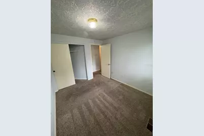 1041 Barnes Av, Salem, OR 97306 - Photo 13