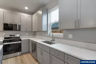 1163 SW 11th Ave, Dallas, OR 97338 - Photo 11