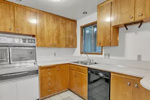 1749 Thompson Rd, Woodburn, OR 97071 - Photo 19