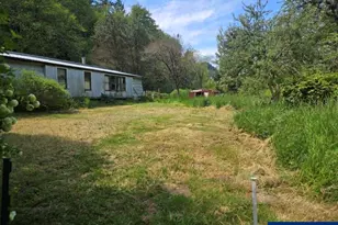 10195 Sweet Creek Rd, Mapleton, OR 97453 - Photo 9