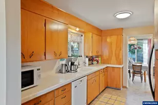 1614 NW Dixon St, Corvallis, OR 97330 - Photo 13