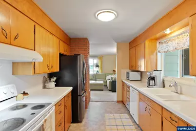 1614 NW Dixon St, Corvallis, OR 97330 - Photo 15