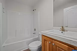 3054 Surfwood Dr NE, Salem, OR 97305 - Photo 17