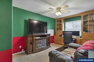 888 Morning Glory St, Independence, OR 97351 - Photo 23