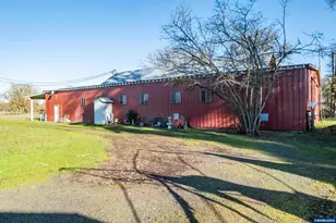 941 N 2nd St, Jefferson, OR 97352 - Photo 9