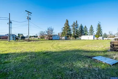 941 N 2nd St, Jefferson, OR 97352 - Photo 33