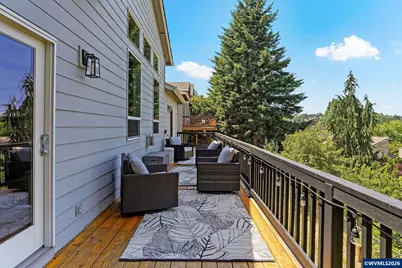 2747 Fillmore Av NW, Salem, OR 97304 - Photo 41