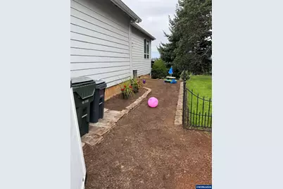 2747 Fillmore Av NW, Salem, OR 97304 - Photo 45