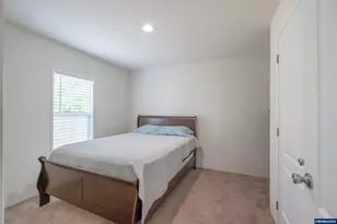 141 S 17th St, Independence, OR 97351 - Photo 13