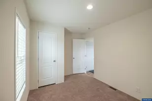 141 S 17th St, Independence, OR 97351 - Photo 19