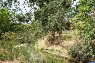 141 S 17th St #70, Independence, OR 97351 - Photo 27