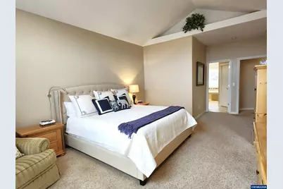 466 Yellowstone Dr S, Monmouth, OR 97361 - Photo 23