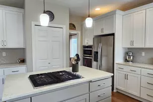 466 Yellowstone Dr S, Monmouth, OR 97361 - Photo 11