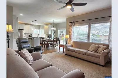 466 Yellowstone Dr S, Monmouth, OR 97361 - Photo 5