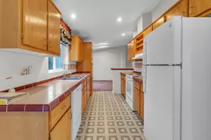 1655 S Elm (#204) St, Canby, OR 97013 - Photo 15