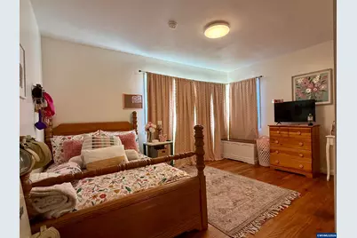 1025 2nd Av, Sweet Home, OR 97386 - Photo 5