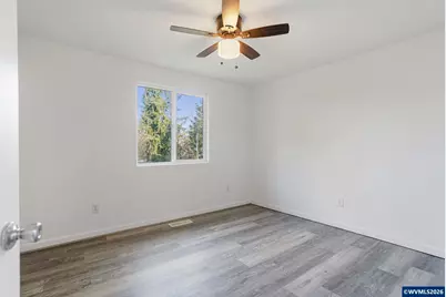 1716 Fir St, Sweet Home, OR 97386 - Photo 7