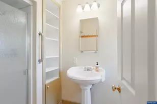 1005 Reserve St, Silverton, OR 97381 - Photo 21