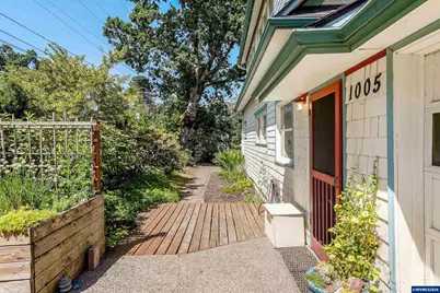 1005 Reserve St, Silverton, OR 97381 - Photo 5