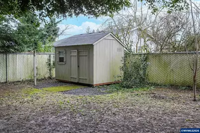 612 Walnut St, Lebanon, OR 97355 - Photo 31