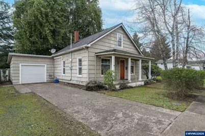 612 Walnut St, Lebanon, OR 97355 - Photo 3