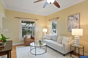 612 Walnut St, Lebanon, OR 97355 - Photo 9