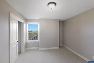 150 Rolling Hills Ave SE, Salem, OR 97306 - Photo 35