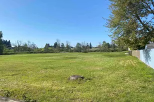 201 Whitney St, Stayton, OR 97383 - Photo 1
