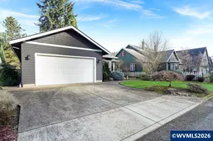 1101 Madison St, Silverton, OR 97381 - Photo 3