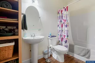 1101 Madison St, Silverton, OR 97381 - Photo 33